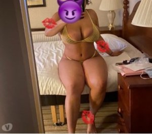 Orianne escorts in South Milwaukee, WI